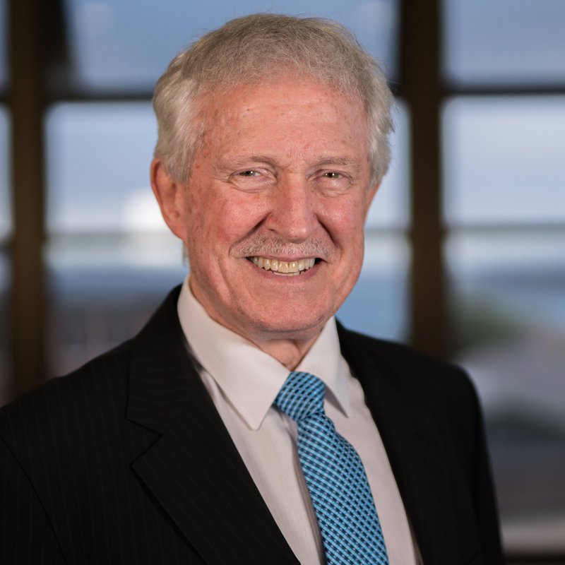 Headshot of Peter Weinert